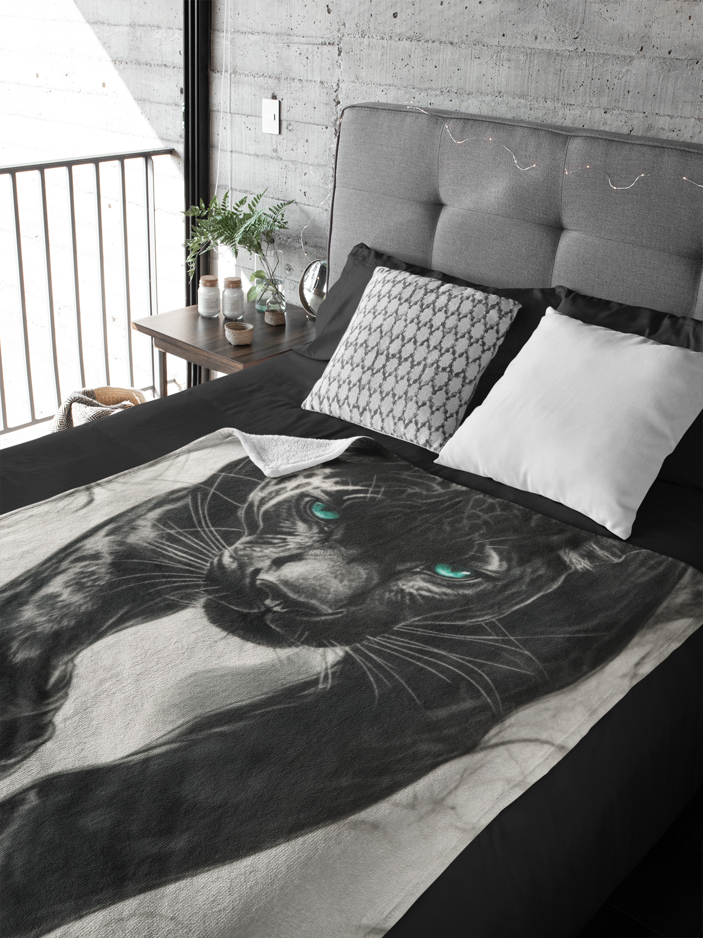 Black Panther Fleece Blanket - Image 2